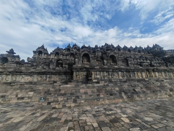 254558.jpg - ท่องมรดกโลกบุโรพุทโธ วัดพุทธที่ใหญ่ที่สุดในโลก | https://sumnangtravel.com