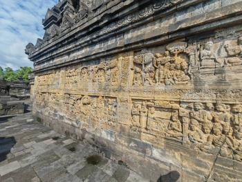 254563.jpg - ท่องมรดกโลกบุโรพุทโธ วัดพุทธที่ใหญ่ที่สุดในโลก | https://sumnangtravel.com