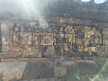 254566.jpg - ท่องมรดกโลกบุโรพุทโธ วัดพุทธที่ใหญ่ที่สุดในโลก | https://sumnangtravel.com