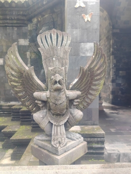 254572.jpg - ท่องมรดกโลกบุโรพุทโธ วัดพุทธที่ใหญ่ที่สุดในโลก | https://sumnangtravel.com